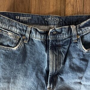 Arizona Jean Company Blue Jeans with Classic Indigo Wash